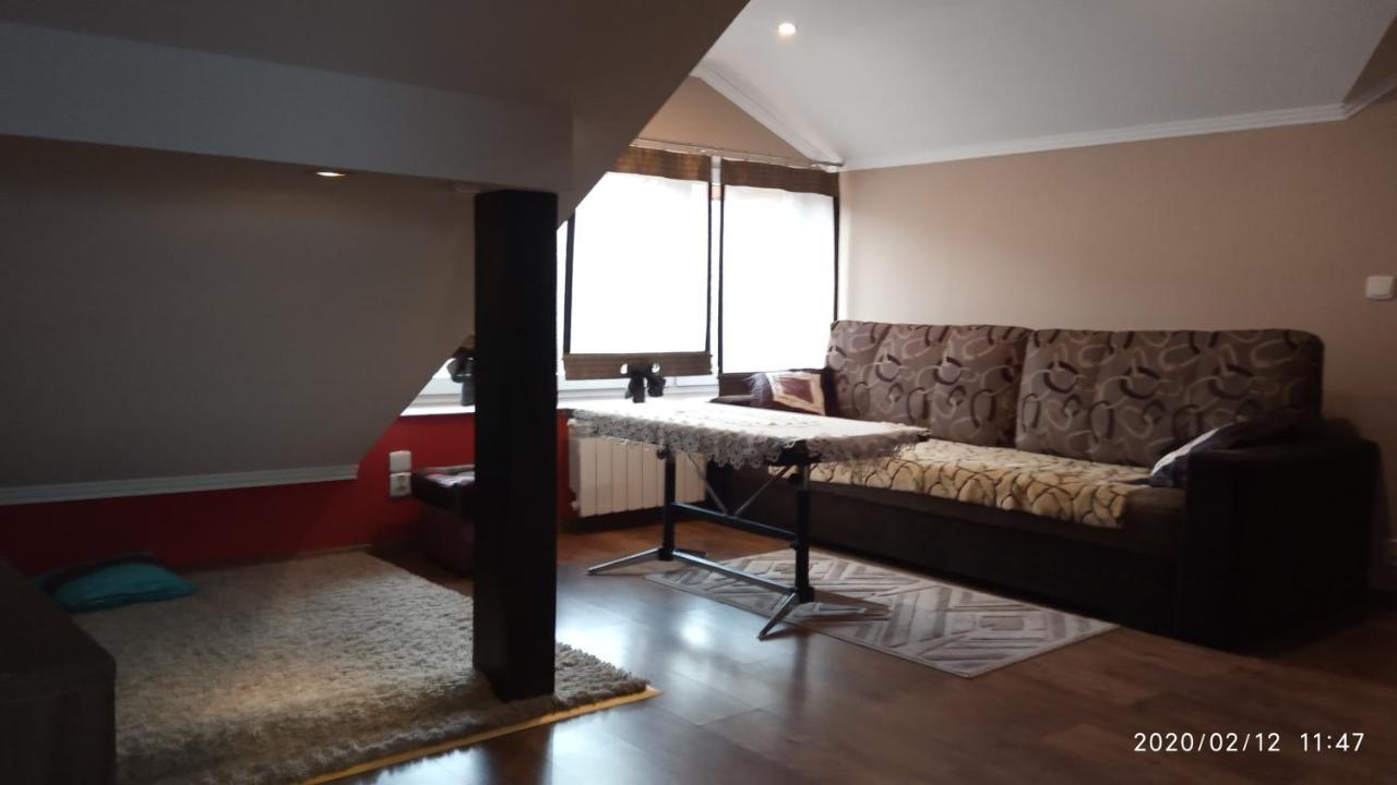Apartament W Domu Na Wsi Tomaszów Lubelski Exterior foto
