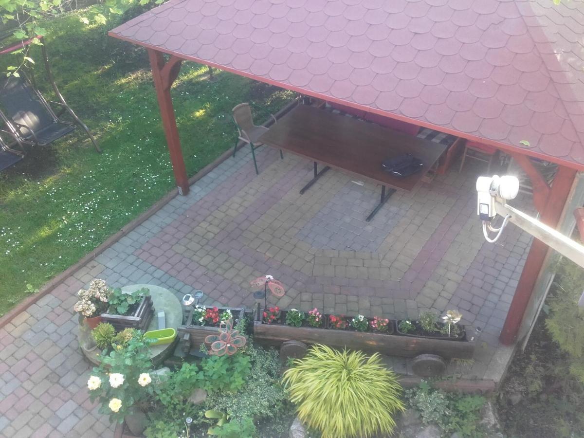 Apartament W Domu Na Wsi Tomaszów Lubelski Exterior foto